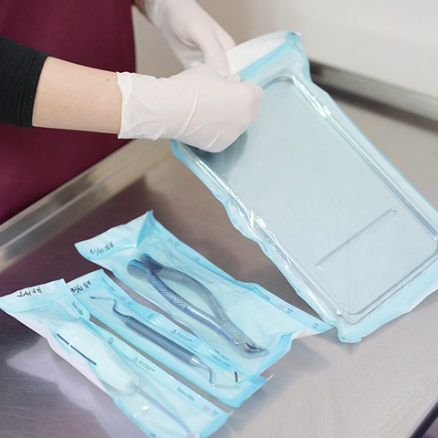 診療器具や器械はすべて滅菌