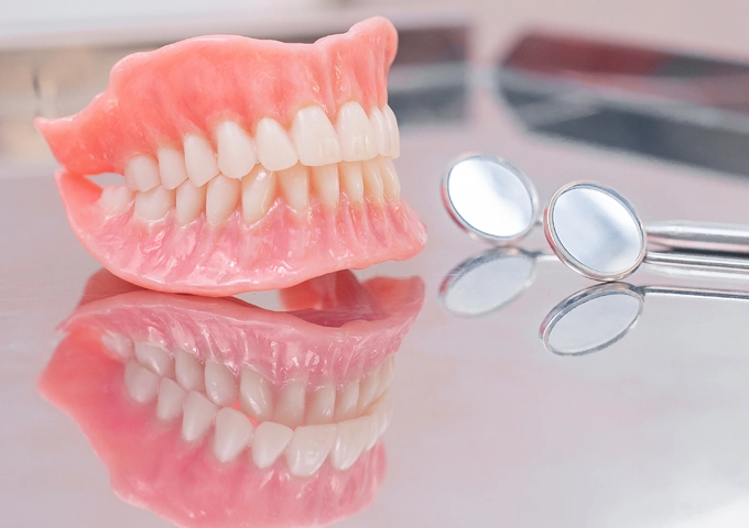 入れ歯・詰め物